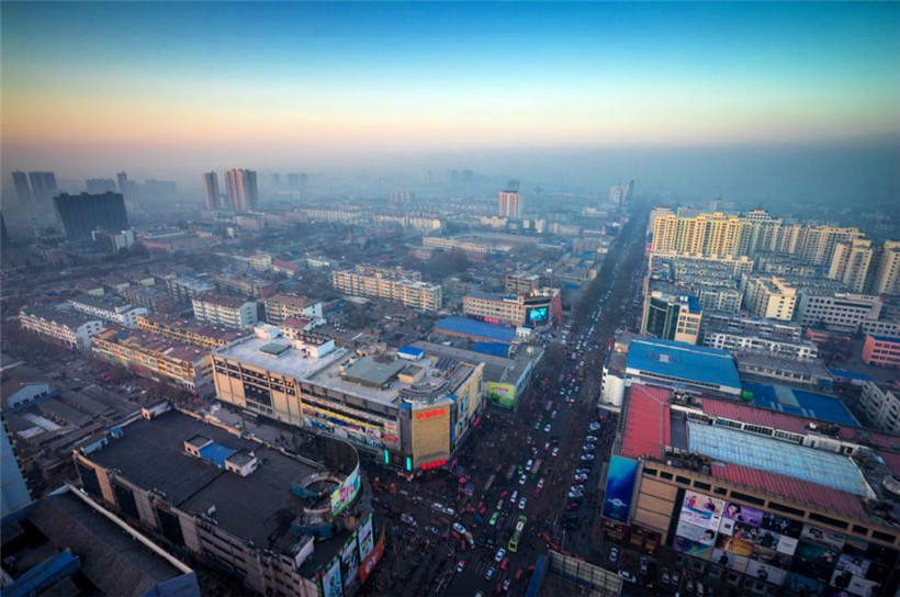 长治盛会，嘉宾云集，观众热情如火